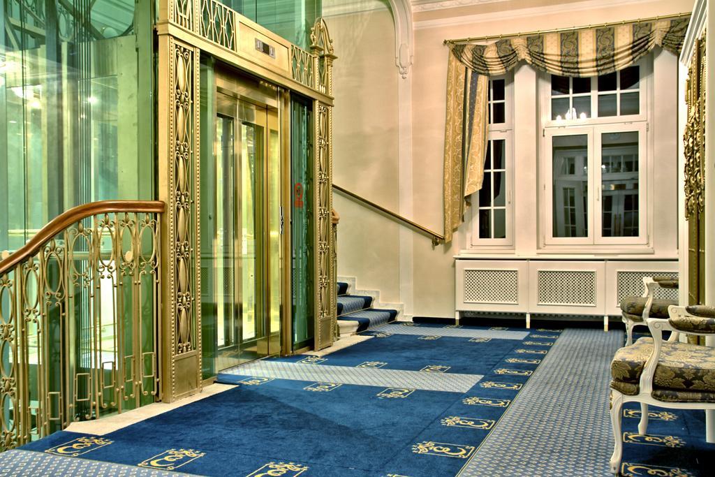 Esplanade Spa And Golf Resort Marianske Lazne Bagian luar foto