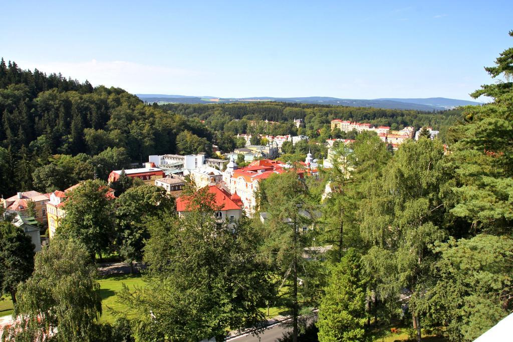 Esplanade Spa And Golf Resort Marianske Lazne Bagian luar foto
