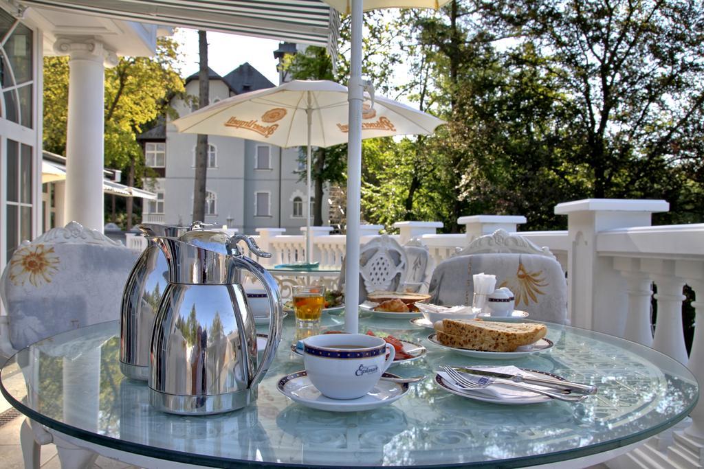 Esplanade Spa And Golf Resort Marianske Lazne Bagian luar foto