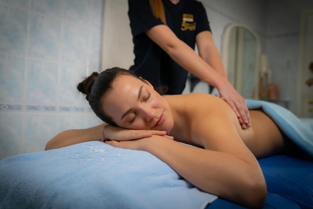 Esplanade Spa And Golf Resort Marianske Lazne Bagian luar foto