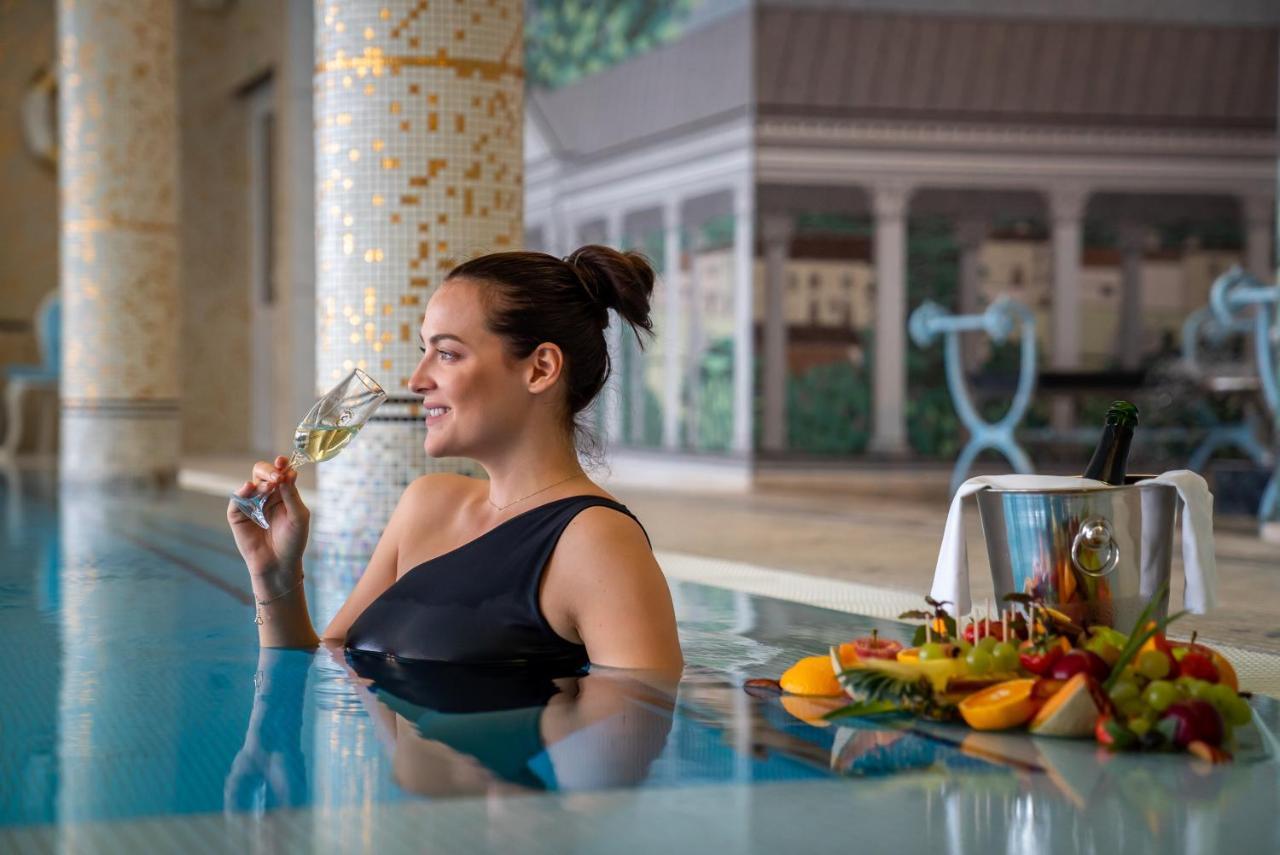 Esplanade Spa And Golf Resort Marianske Lazne Bagian luar foto
